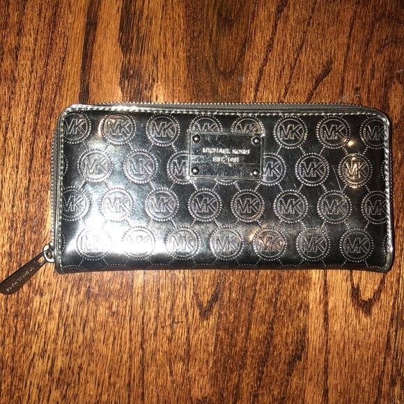 Michael Kors Handbags - Metallic Michael Kors Wallet